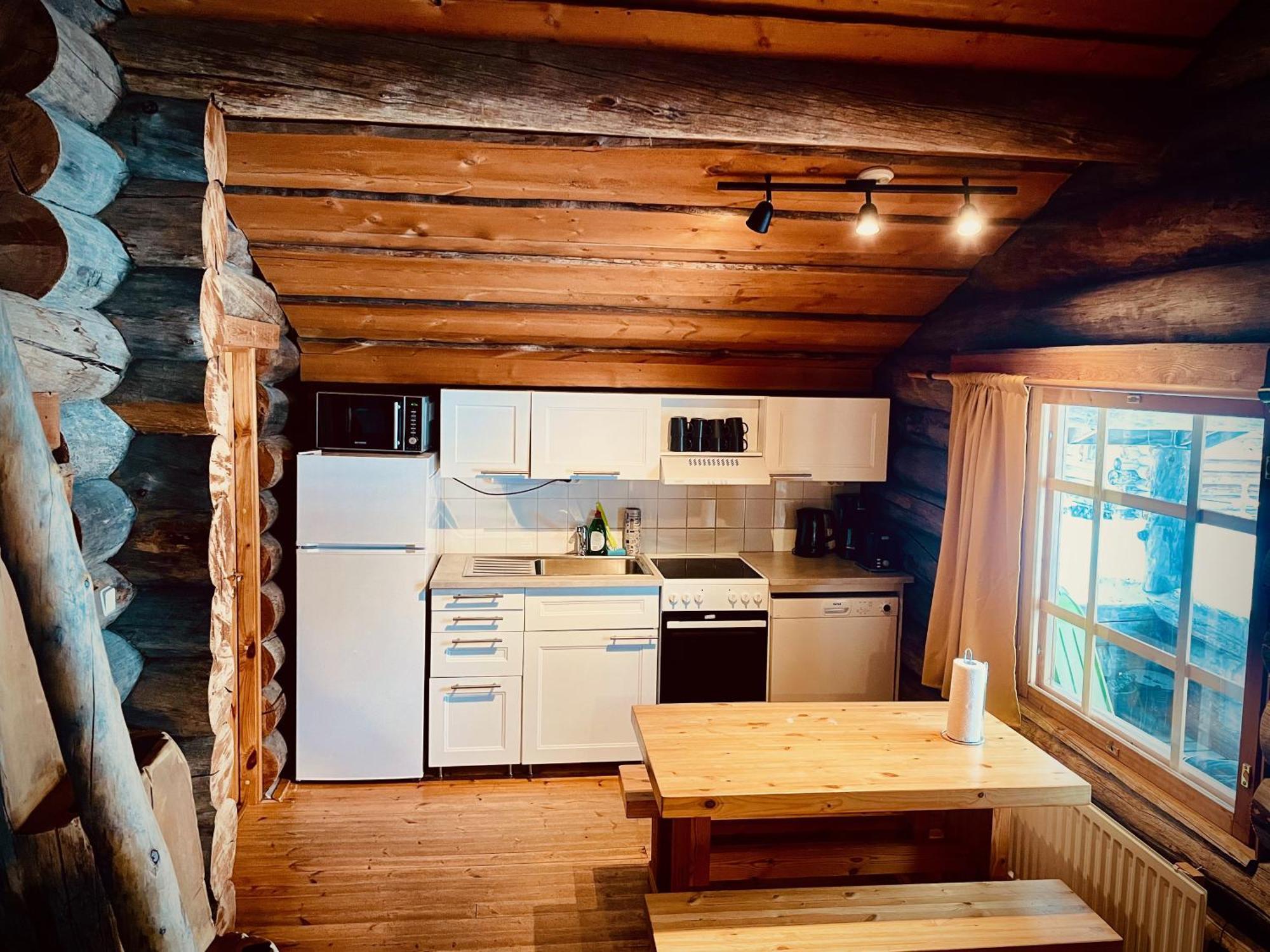 Arctic Log Cabins ساريسيلكا المظهر الخارجي الصورة